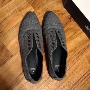 Simply Vera grey flats 8.5